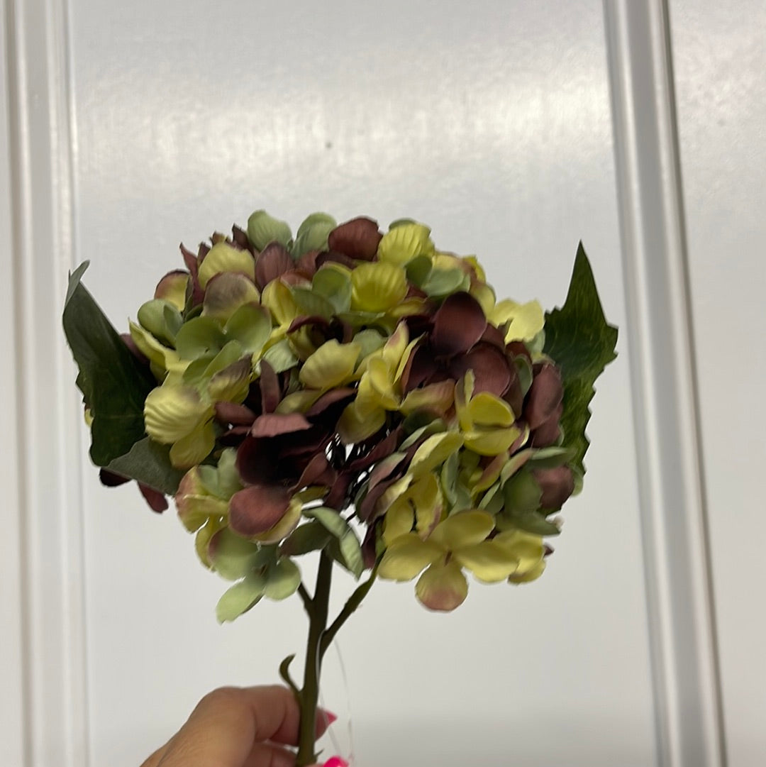 Hydrangea Pick| Fourth and Main on Laurel