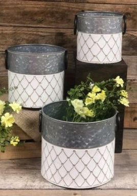 White Diamond Pattern Bucket w/Ring Handles